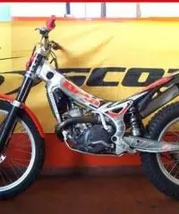 BETAMOTOR REV-3 250 Grigia - Rossa - 3500 BETAMOTOR REV-3 250 Grigia - Rossa - 3500