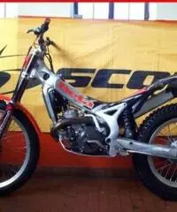 BETAMOTOR REV-3 250 GRICIO ROSSA - 2000 BETAMOTOR REV-3 250 GRICIO ROSSA - 2000