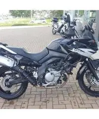 Vendo SUZUKI V STROM 650 del 2005 Vendo SUZUKI V STROM 650 del 2005