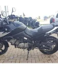 Vendo SUZUKI V STROM 650 del 2005 Vendo SUZUKI V STROM 650 del 2005