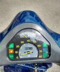 Piaggio Vespa 50 HP CON PEZZI NUOVI