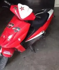 Vendo: MALAGUTI - PHANTOM F12-R 50, usato e in buono stato. Vendo: MALAGUTI - PHANTOM F12-R 50, usato e in buono stato.