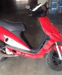 Vendo: MALAGUTI - PHANTOM F12-R 50, usato e in buono stato. Vendo: MALAGUTI - PHANTOM F12-R 50, usato e in buono stato.