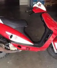 Vendo: MALAGUTI - PHANTOM F12-R 50, usato e in buono stato. Vendo: MALAGUTI - PHANTOM F12-R 50, usato e in buono stato.