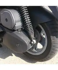 MBK Skyliner 150 del 2001 uguale a Yamaha Majesty MBK Skyliner 150 del 2001 uguale a Yamaha Majesty