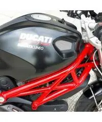 Ducati Monster 796 praticamente nuova Ducati Monster 796 praticamente nuova
