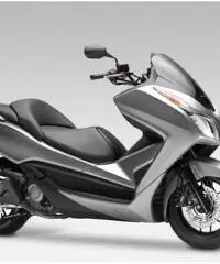 HONDA Forza 300 ABS HONDA Forza 300 ABS