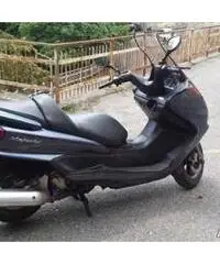 Majesty 250 CC anno 2004 65.000 KM vendi