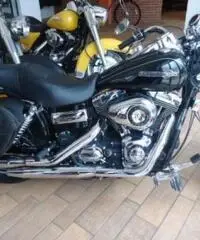 HARLEY DAVIDSON Dyna Super Glide tipo veicolo Custom cc 1600 HARLEY DAVIDSON Dyna Super Glide tipo veicolo Custom cc 1600