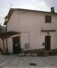 Stabile/Palazzo di 6 locali in Vendita