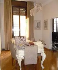 Bologna: Appartamento 5 Locali o piu Bologna: Appartamento 5 Locali o piu