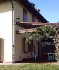 Rustico di 10 locali in Vendita