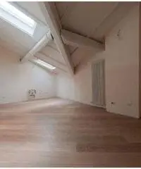 Mansarda a Bologna Mansarda a Bologna