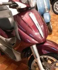 Piaggio Beverly 500 Beverly 500 Piaggio Beverly 500 Beverly 500