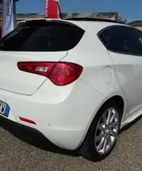 ALFA ROMEO Giulietta 1.6 JTDm-2 105 CV Exclusive