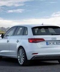 AUDI A3 SPB 1.6 TDI S tronic Sport