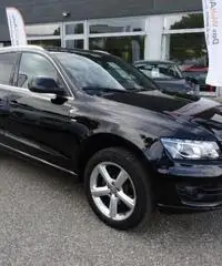 AUDI Q5 2.0 TDI 143 CV quattro S-LINE AUDI Q5 2.0 TDI 143 CV quattro S-LINE