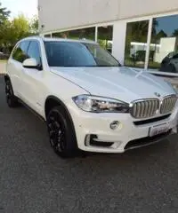 BMW X5 xDrive30d 258CV Experience TETTO + TELECAMERA BMW X5 xDrive30d 258CV Experience TETTO + TELECAMERA