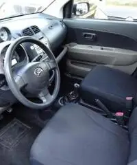 DAIHATSU Sirion 1.3 16V 4WD Mio DAIHATSU Sirion 1.3 16V 4WD Mio