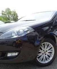 FIAT Bravo 1.6 MJT 120 CV DPF Dualogic Easy FIAT Bravo 1.6 MJT 120 CV DPF Dualogic Easy
