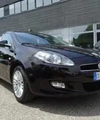 FIAT Bravo 1.6 MJT 120 CV DPF Dualogic Easy FIAT Bravo 1.6 MJT 120 CV DPF Dualogic Easy