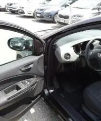 FIAT Bravo 1.6 MJT 120 CV DPF Dualogic Easy FIAT Bravo 1.6 MJT 120 CV DPF Dualogic Easy