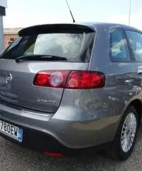 FIAT Croma 1.8 Mpi 16V Active FIAT Croma 1.8 Mpi 16V Active