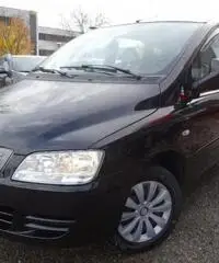 FIAT Multipla 1.6 16V Natural Power Emotion FIAT Multipla 1.6 16V Natural Power Emotion