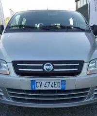 FIAT Multipla 1.6 16V Natural Power Dynamic FIAT Multipla 1.6 16V Natural Power Dynamic
