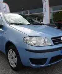FIAT Punto 1.2 5 porte Active Natural Power FIAT Punto 1.2 5 porte Active Natural Power