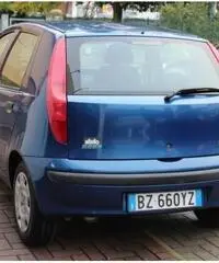 FIAT Punto 1.2i 16V cat 5 porte EL FIAT Punto 1.2i 16V cat 5 porte EL