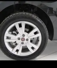 FIAT Qubo 1.4 8V 77 CV Dynamic Natural Power FIAT Qubo 1.4 8V 77 CV Dynamic Natural Power
