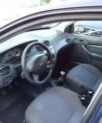 FORD Focus 1.6i 16v cat SW Ambiente