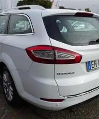 FORD Mondeo 2.0 TDCi 163 CV Station Wagon Titanium FORD Mondeo 2.0 TDCi 163 CV Station Wagon Titanium