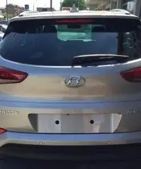 HYUNDAI Tucson 1.7 CRDi XPossible