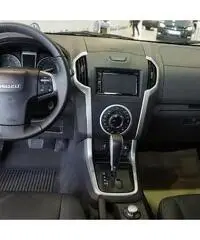 ISUZU D-Max 2.5 Crew Cab Quasar A/T 4WD a Gasolio nuova