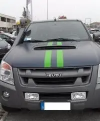 Isuzu D-Max 3.0 TD cat Crew Cab 4WD Pup. LS Aut. EU4 AUTOCARRO