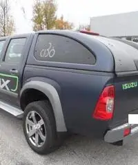 Isuzu D-Max 3.0 TD cat Crew Cab 4WD Pup. LS Aut. EU4 AUTOCARRO