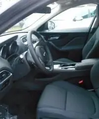 JAGUAR F-Pace 2.0d 180 CV AWD aut. Pure
