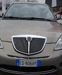 LANCIA Ypsilon 1.2 E-Collection