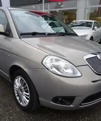 LANCIA Ypsilon 1.2 E-Collection