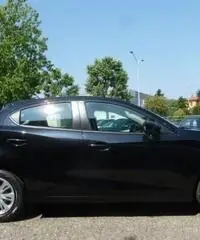 MAZDA 2 1.5 Skyactiv-G 75cv Evolve NEOPATENTATI