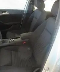 MERCEDES-BENZ B 180 EXECUTIVE