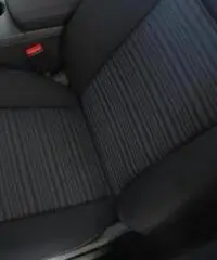 MERCEDES-BENZ B 180 EXECUTIVE