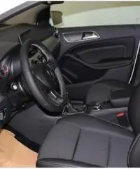 MERCEDES-BENZ B 200 c SPORT MERCEDES-BENZ B 200 c SPORT