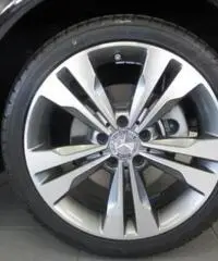 MERCEDES-BENZ CLA 180 d Automatic SPORT