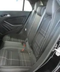 MERCEDES-BENZ CLA 220 CDI SB Automatic Sport MERCEDES-BENZ CLA 220 CDI SB Automatic Sport