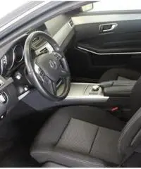 MERCEDES-BENZ E 200 NGD Automatic Executive MERCEDES-BENZ E 200 NGD Automatic Executive
