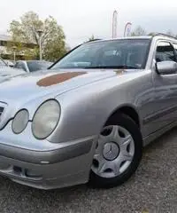 MERCEDES-BENZ E 220 CDI cat S.W. Classic MERCEDES-BENZ E 220 CDI cat S.W. Classic