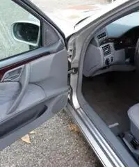 MERCEDES-BENZ E 220 CDI cat S.W. Classic MERCEDES-BENZ E 220 CDI cat S.W. Classic